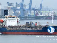 Navio-tanque de óleo/produtos químicos à venda