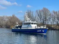 Navio de pesquisa à venda