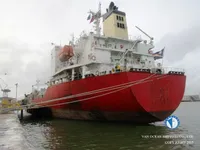 Navio-tanque de óleo/produtos químicos à venda