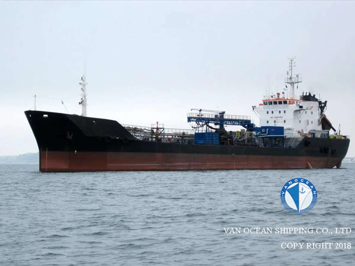Navio-tanque de óleo/produtos químicos à venda