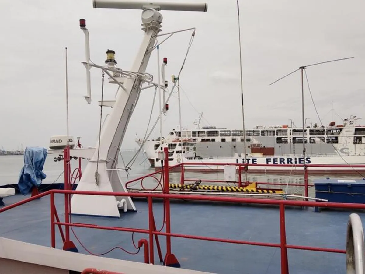 Navio de pesquisa à venda