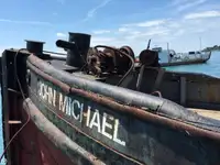 Rebocador à venda