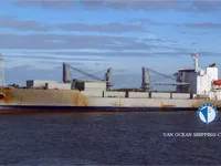 Navio frigorífico à venda