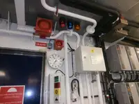 Navio porta-contêineres à venda