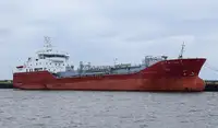 Oil/Chemical tanker à venda