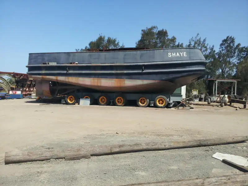 Rebocador à venda