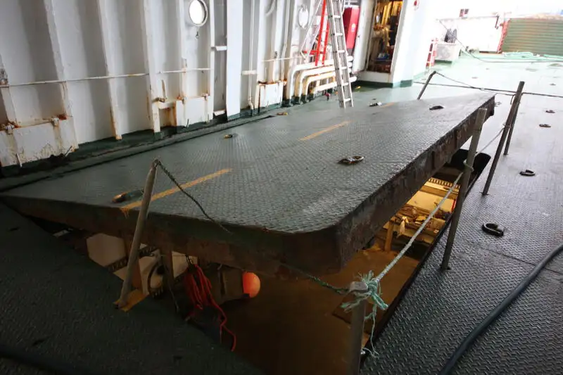 Navio graneleiro à venda