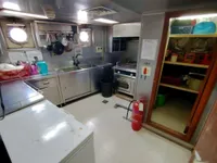 Balsa de desembarque, tanque à venda