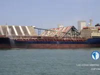 Navio-tanque de óleo/produtos químicos à venda