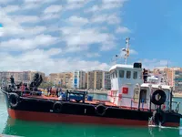 Barcos de trabalho à venda