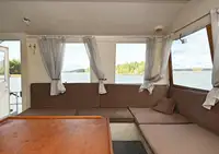 Catamarã à venda