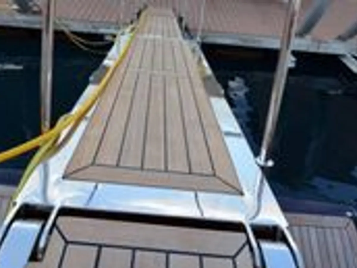 Iate à venda