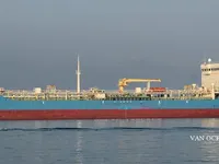 Navio-tanque de óleo/produtos químicos à venda
