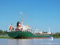 Navio-tanque de óleo/produtos químicos à venda