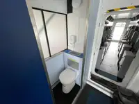 Navio porta-contêineres à venda