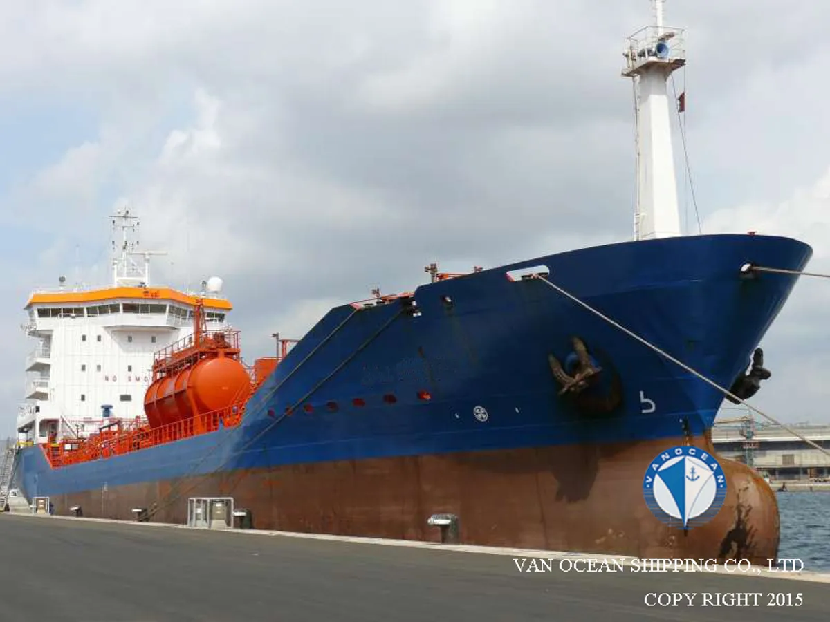Navio-tanque de óleo/produtos químicos à venda