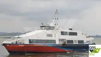 Navio de passageiros à venda