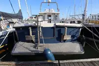 Navio de patrulha à venda