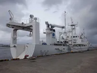 Navio de pesquisa à venda