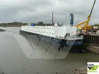 Navio porta-contêineres à venda