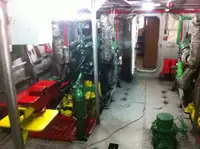 Barco de tripulação à venda