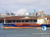 Navio-tanque de óleo/produtos químicos à venda