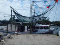 Navio de pesca de arrasto à venda