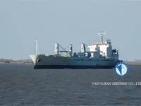 Navio frigorífico à venda