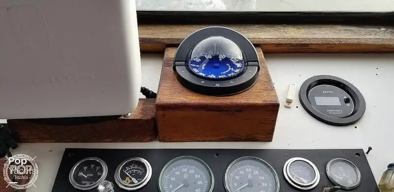 Navio de pesca de arrasto à venda