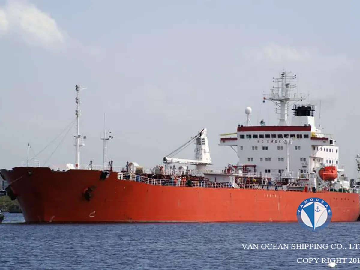 Navio-tanque de óleo/produtos químicos à venda