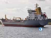 Navio-tanque de óleo/produtos químicos à venda