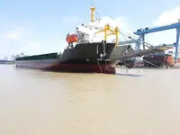 Barcaça à venda