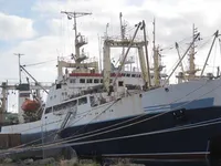 Navio de pesca de arrasto à venda