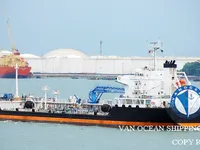 Navio-tanque de óleo/produtos químicos à venda