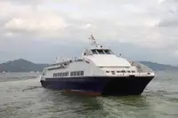 Navio de passageiros à venda