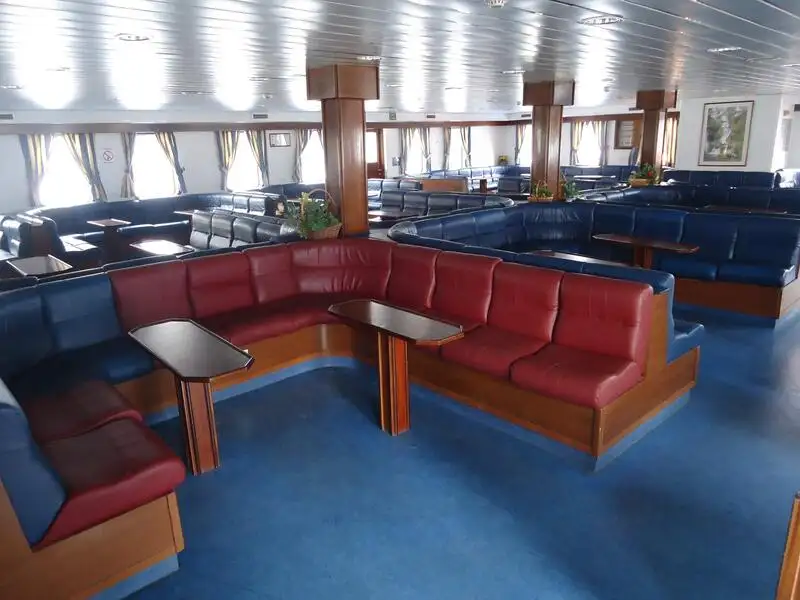 Navio de transporte de passageiros (Ferry) à venda