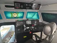Barco de tripulação à venda