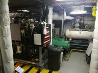 Barco de tripulação à venda