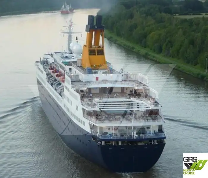 Navio de cruzeiro à venda