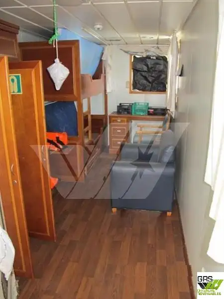 Navio de abastecimento à venda
