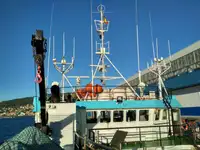 Navio de pesca de arrasto à venda