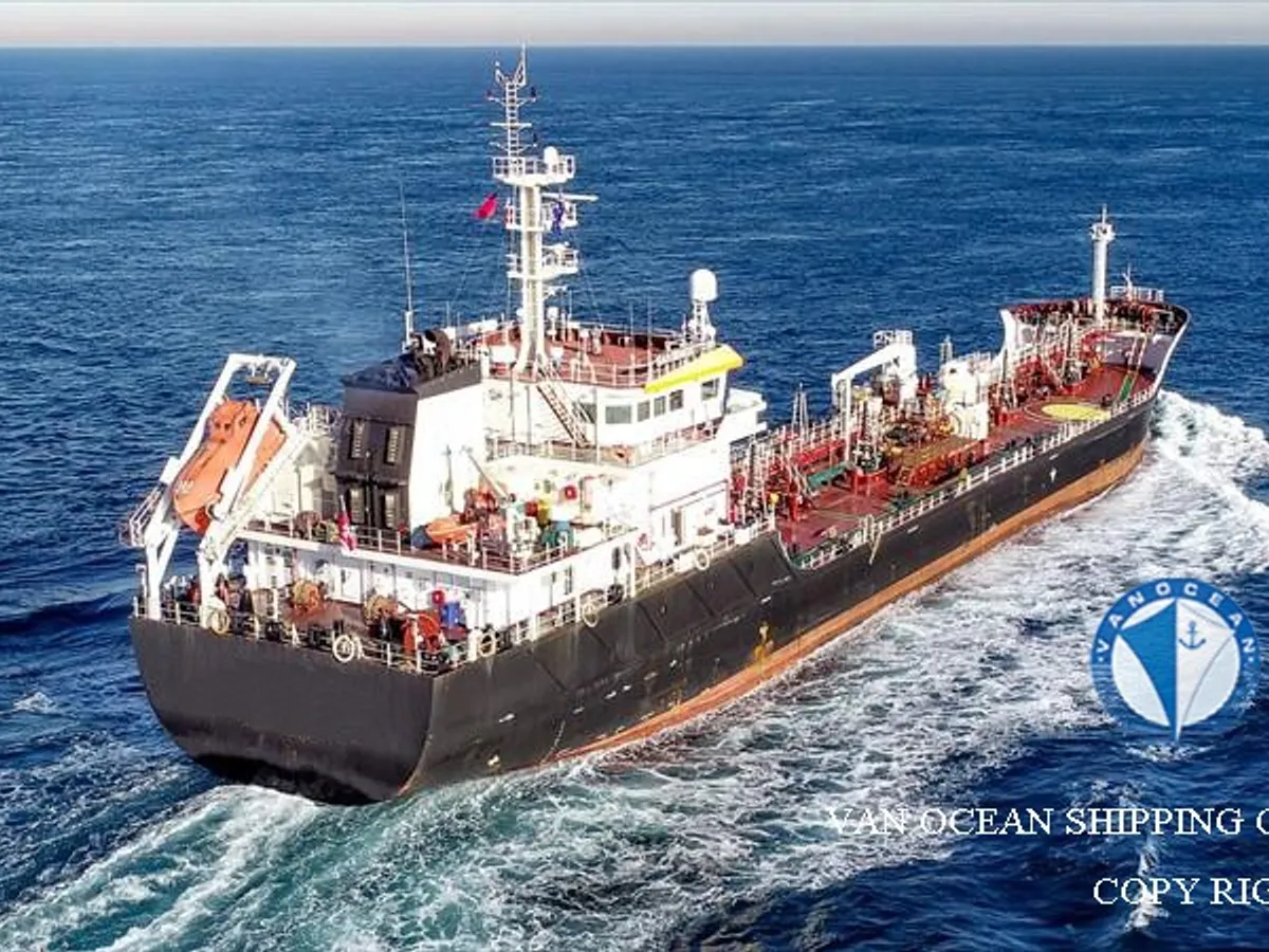 Navio-tanque de óleo/produtos químicos à venda