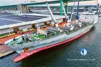 Navio frigorífico à venda