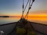 Navio de pesca de arrasto à venda
