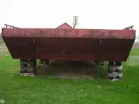 Barcaça à venda