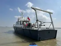 Navio de pesquisa à venda