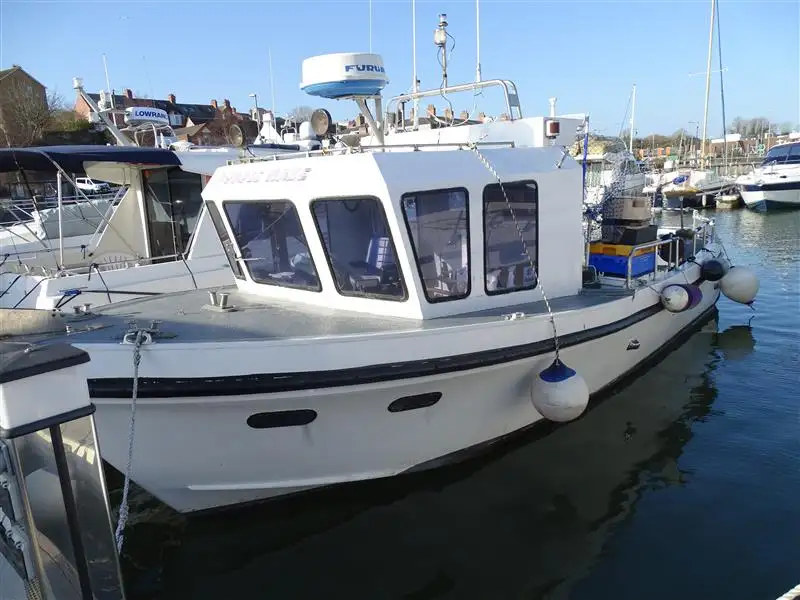 Navio de pesca de arrasto à venda