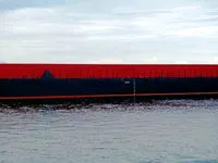 Barcaça à venda