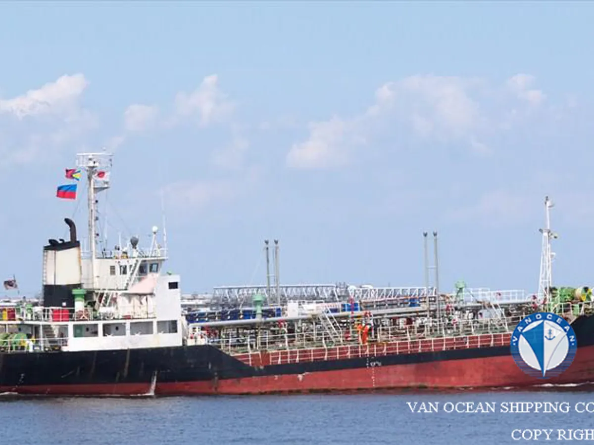 Navio-tanque de óleo/produtos químicos à venda