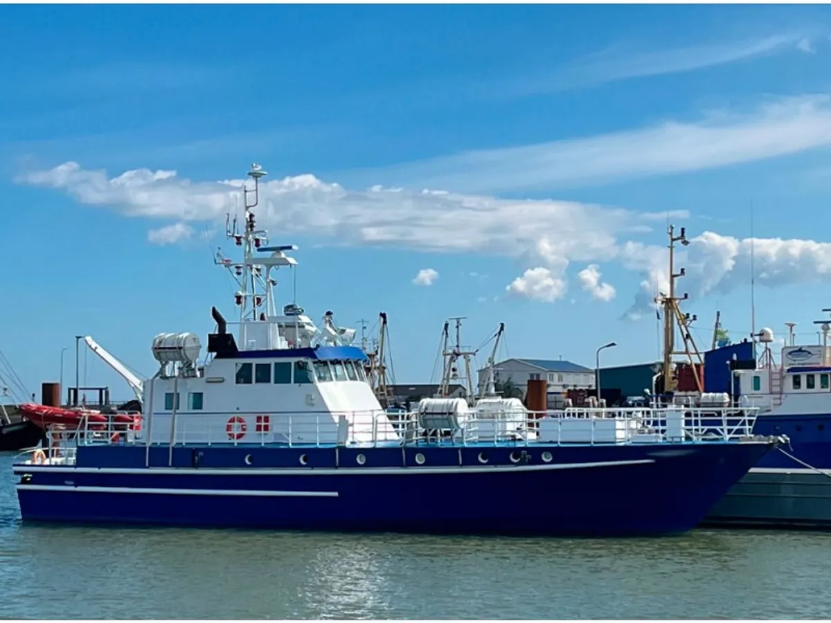 Navio de patrulha à venda